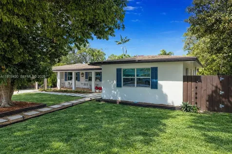9305 SW 178th Terrace Palmetto Bay FL 33157