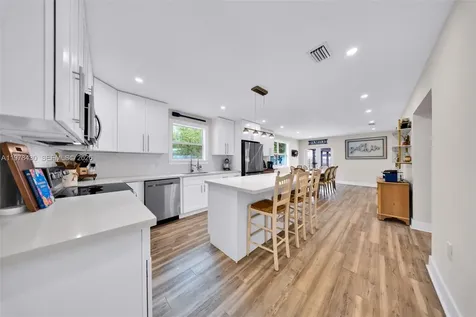 9305 SW 178th Terrace Palmetto Bay FL 33157