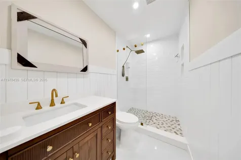 9305 SW 178th Terrace Palmetto Bay FL 33157