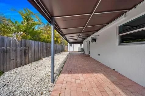 9305 SW 178th Terrace Palmetto Bay FL 33157