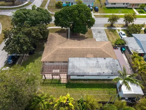 9305 SW 178th Terrace Palmetto Bay FL 33157