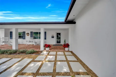 9305 SW 178th Terrace Palmetto Bay FL 33157