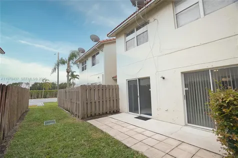 10829 NW 3rd Court Pembroke Pines FL 33026