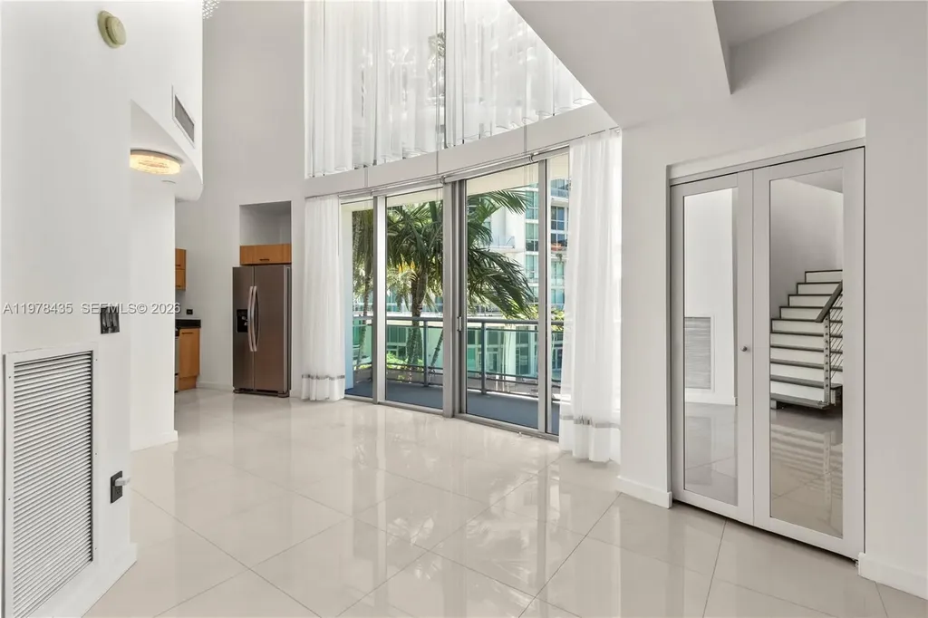 350 S Miami Avenue Miami FL 33130
