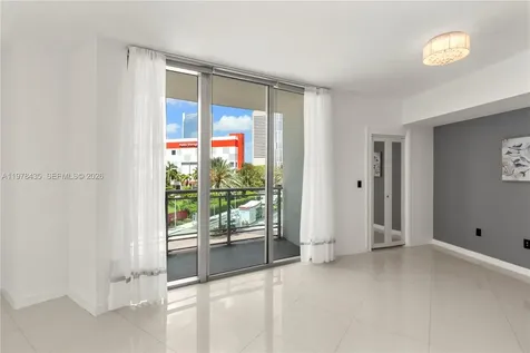 350 S Miami Avenue Miami FL 33130