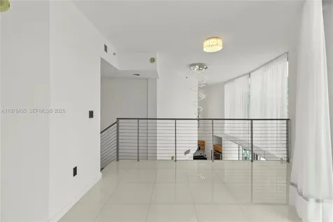 350 S Miami Avenue Miami FL 33130