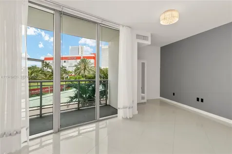 350 S Miami Avenue Miami FL 33130