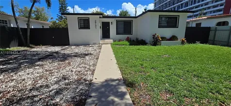 2731 SW 29th Avenue Miami FL 33133