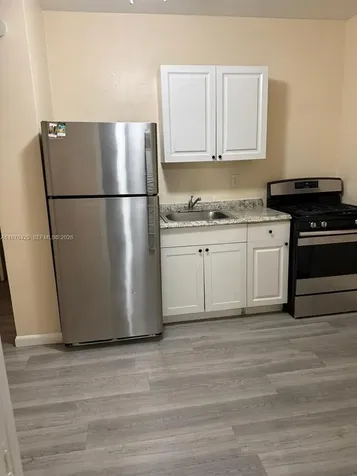1708 Hayes Street Hollywood FL 33020