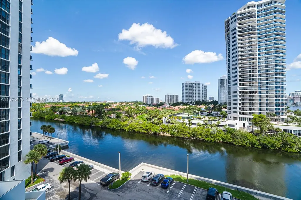 20515 E Country Club Drive Aventura FL 33180