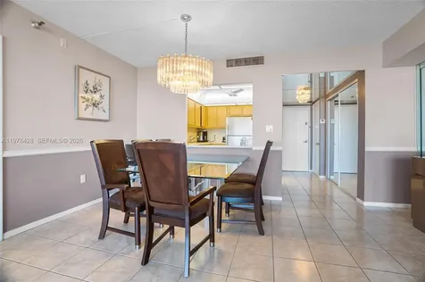 20515 E Country Club Drive Aventura FL 33180