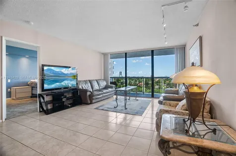 20515 E Country Club Drive Aventura FL 33180