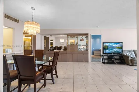 20515 E Country Club Drive Aventura FL 33180