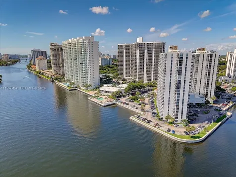 20515 E Country Club Drive Aventura FL 33180
