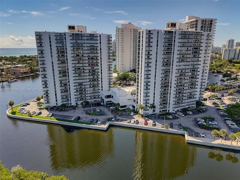20515 E Country Club Drive Aventura FL 33180