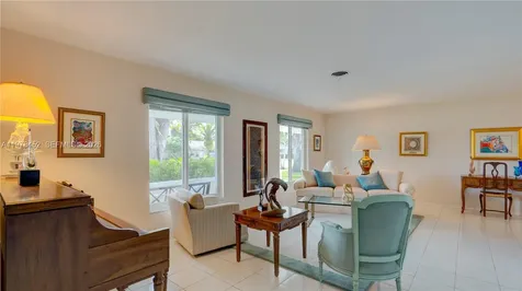 8955 SW 85th Terrace Miami FL 33173
