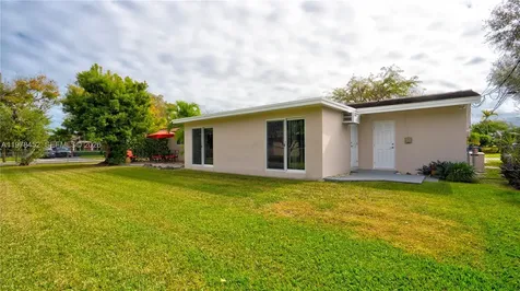 8955 SW 85th Terrace Miami FL 33173