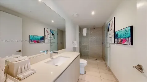4010 S Ocean Drive Hollywood FL 33019