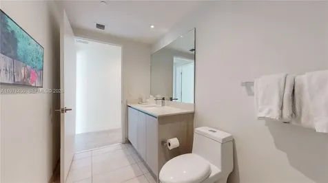 4010 S Ocean Drive Hollywood FL 33019