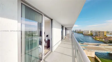 4010 S Ocean Drive Hollywood FL 33019