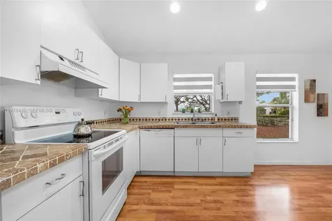 2020 SE 5th Place Homestead FL 33033
