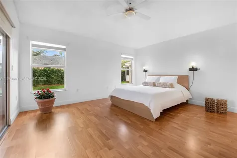 2020 SE 5th Place Homestead FL 33033