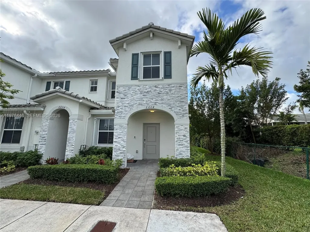 2604 SE 19th Street Homestead FL 33035