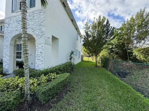 2604 SE 19th Street Homestead FL 33035
