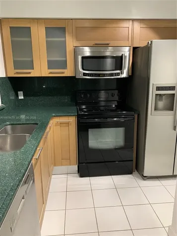 570 S Park Road Hollywood FL 33021