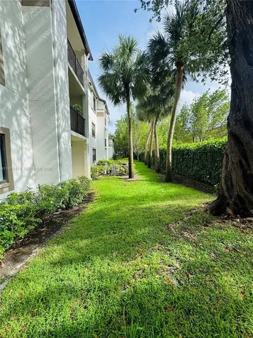570 S Park Road Hollywood FL 33021
