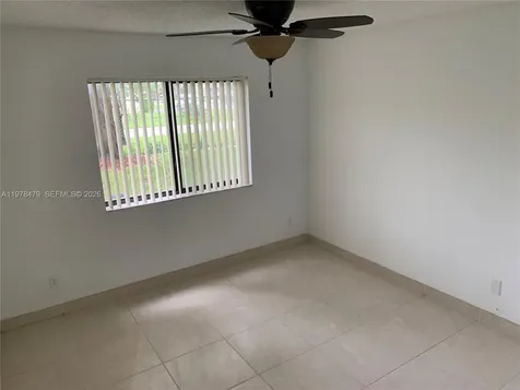 570 S Park Road Hollywood FL 33021