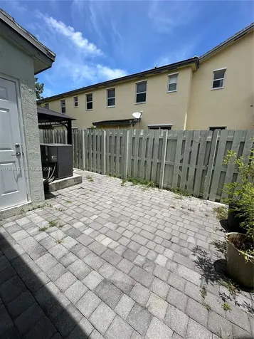 133 SE 28th Terrace Homestead FL 33033