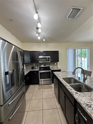 133 SE 28th Terrace Homestead FL 33033