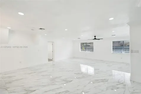 4861 NW 5th Street Plantation FL 33317