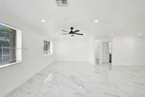 4861 NW 5th Street Plantation FL 33317