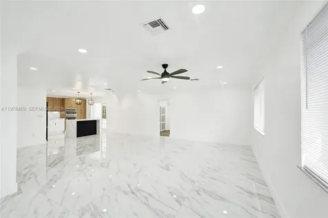 4861 NW 5th Street Plantation FL 33317