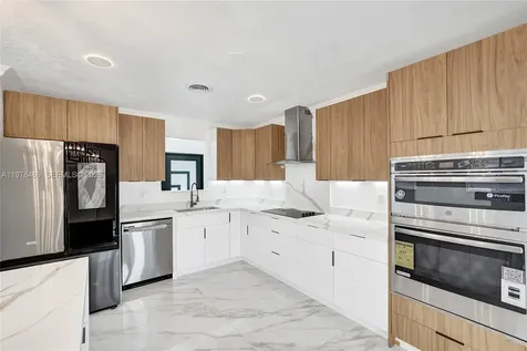 4861 NW 5th Street Plantation FL 33317