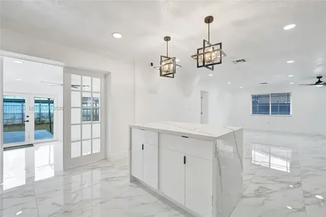 4861 NW 5th Street Plantation FL 33317