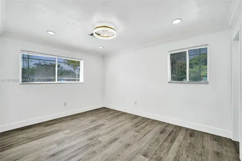 4861 NW 5th Street Plantation FL 33317