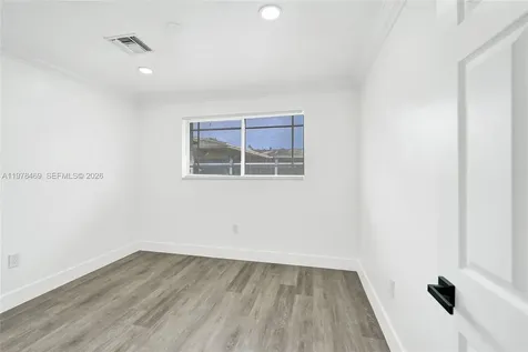 4861 NW 5th Street Plantation FL 33317
