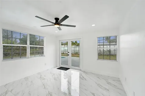 4861 NW 5th Street Plantation FL 33317