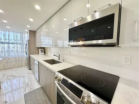 231 174th Street Sunny Isles Beach FL 33160