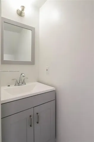 1279 W 51st Place Hialeah FL 33012