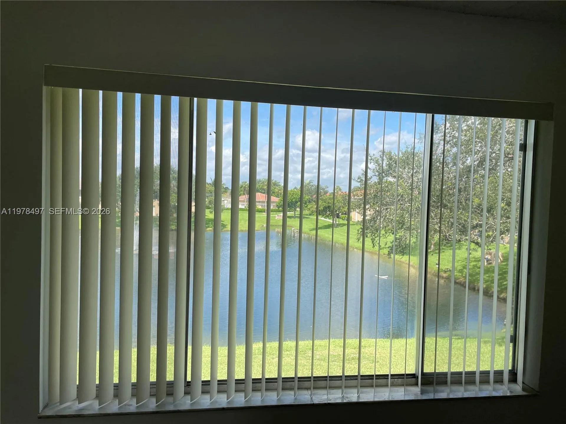 918 Twin Lakes Drive Coral Springs FL 33071