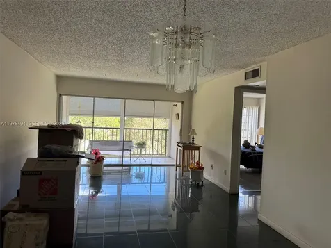 9180 Fontainebleau Boulevard Miami FL 33172