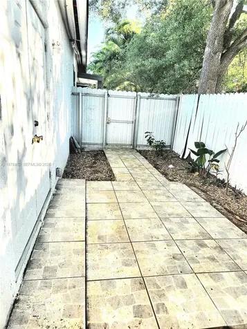 415 NW 132nd Street North Miami FL 33168