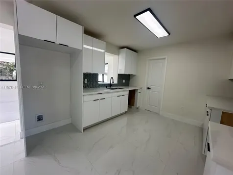 16560 SW 102nd Court Miami FL 33157