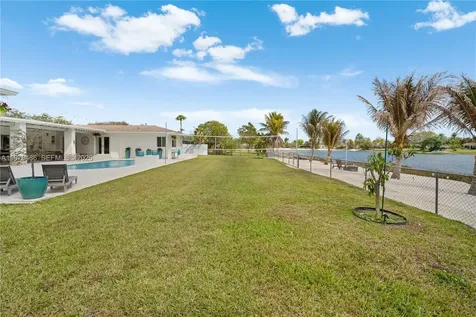 11012 SW 117th Street Miami FL 33176