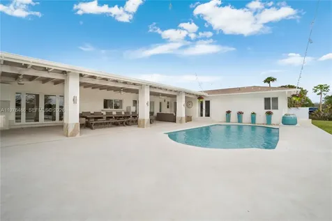 11012 SW 117th Street Miami FL 33176