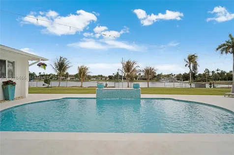 11012 SW 117th Street Miami FL 33176
